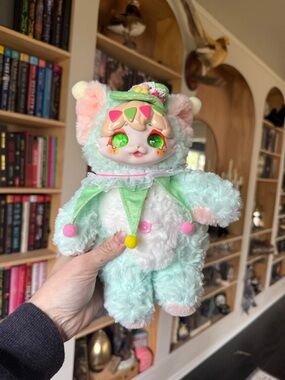 Dumia Miracle Land confirmed green carnival cat